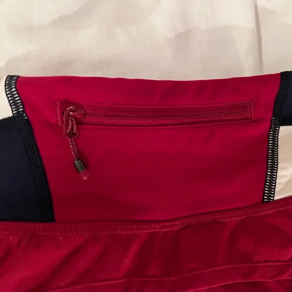 Lululemon Exercise Shorts in Raspberry, Navy and White - Picture 4 of 4